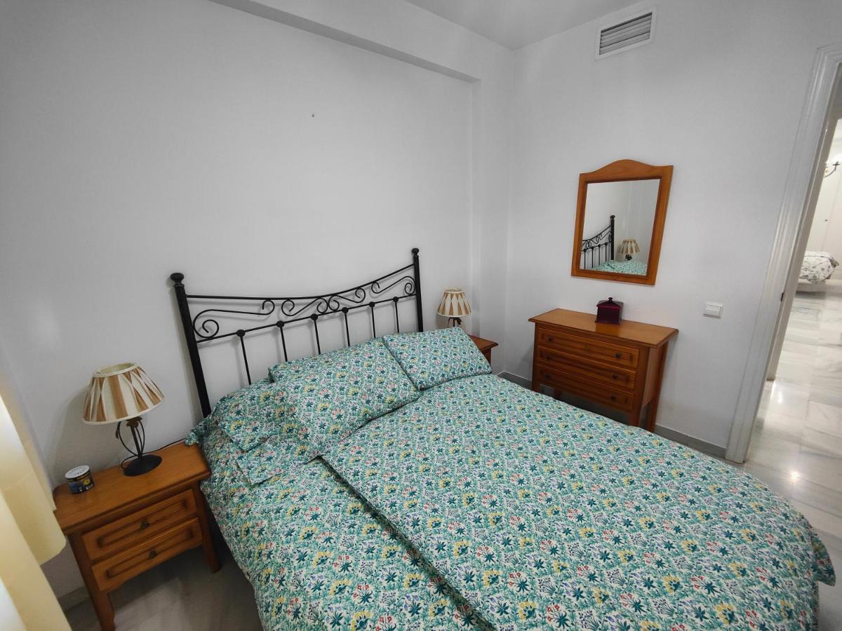 Gran Apartamento Cerca De La Playa Con Piscina En El Centro Fuengirola Exterior photo